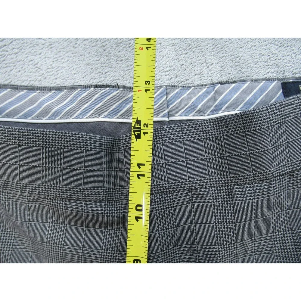 Banana Republic Dress Pants Men's 36x32 (Actual 34 x 31) Tailored Fit Plaid Gray